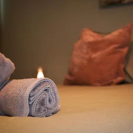 Comfort And Convenience Flat 4 Dad's Court Apartment *