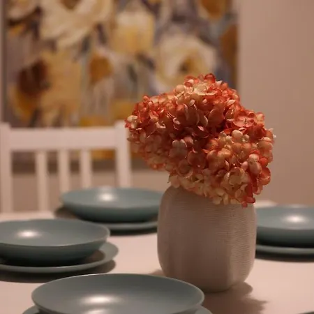 Comfort And Convenience Flat 4 Dad's Court *